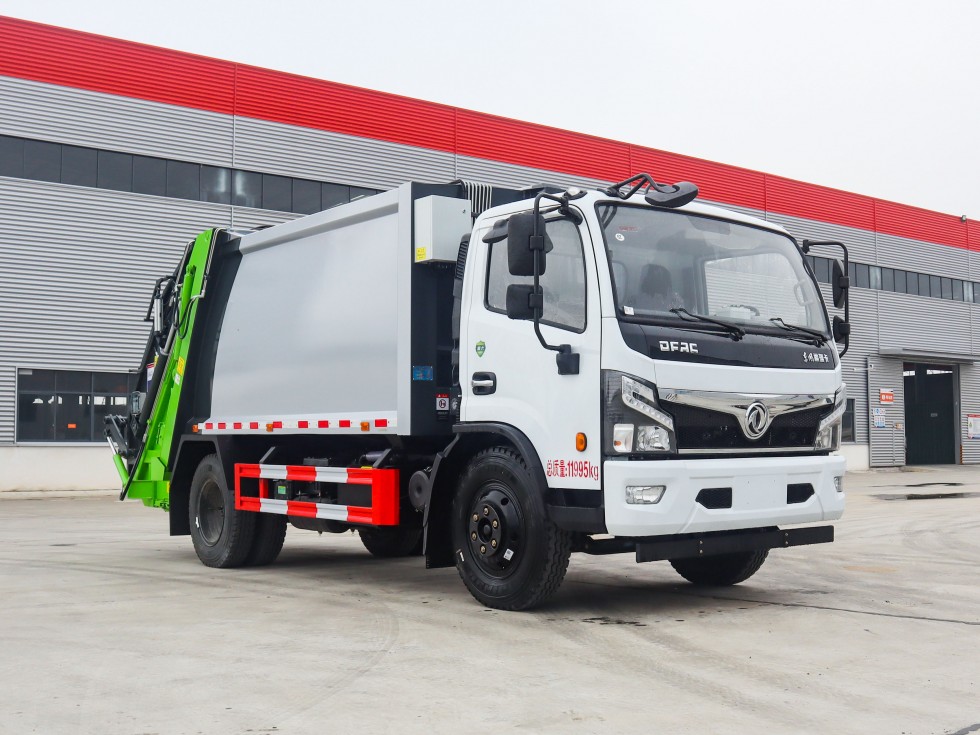 齊東方牌CLD5120ZYSEQ6型壓縮式垃圾車